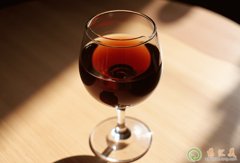 紅酒的功效與作用 紅酒的功效與作用